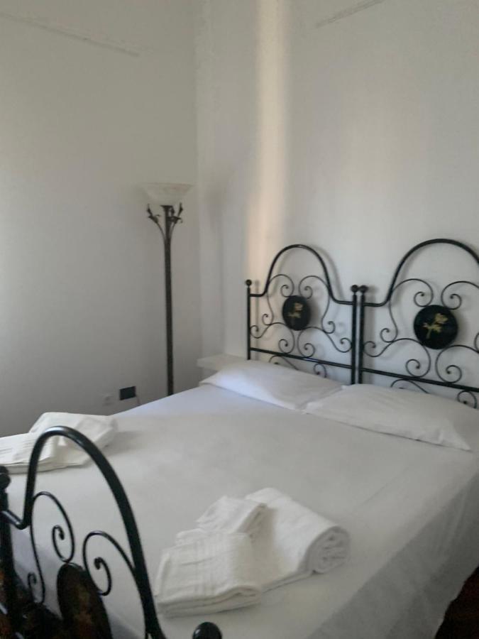 Altrove Bed & Breakfast Cagliari Exterior foto